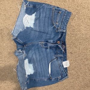 Hollister denim boyfriend shorts worn once